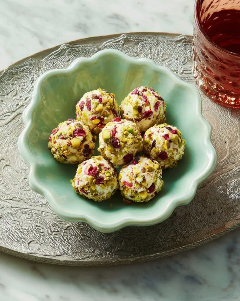 Cranberry Goat Cheese Balls Recipe