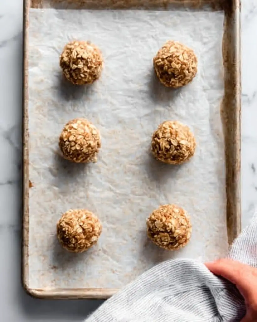 Peanut Butter & Jelly Energy Balls Recipe