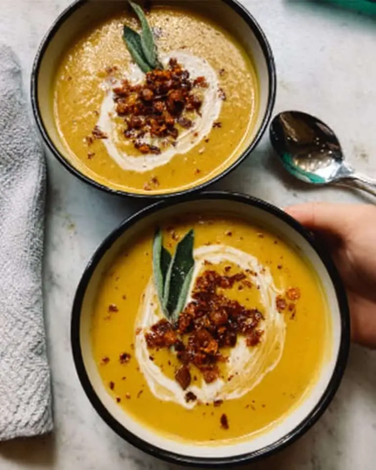 Spicy Butternut Squash and Apple Soup Recipe