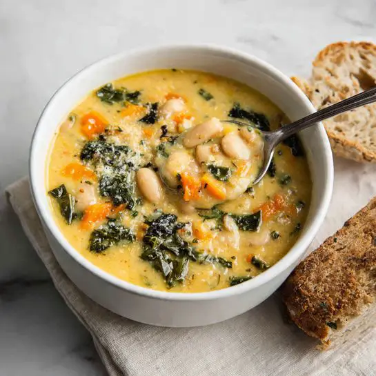 Best Tuscan White Bean Soup Recipe